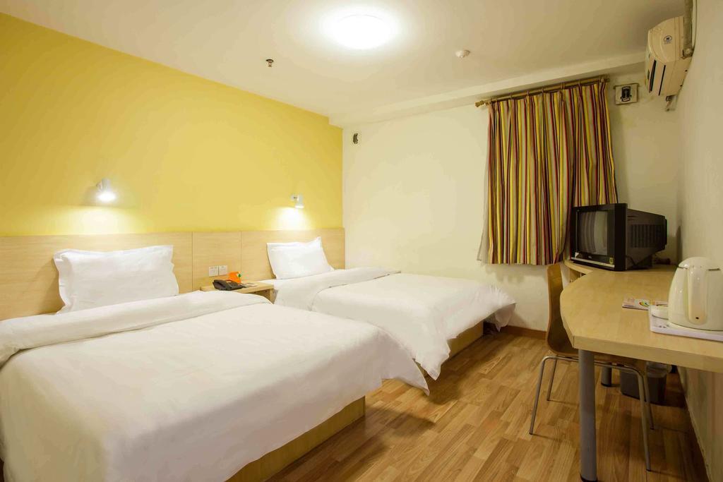 7Days Inn Guangzhou Gangding Longkou XI Road Kamer foto