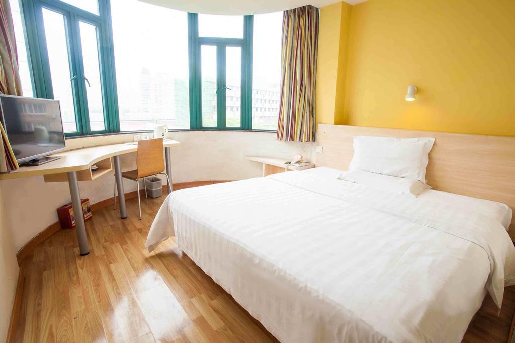 7Days Inn Guangzhou Gangding Longkou XI Road Kamer foto